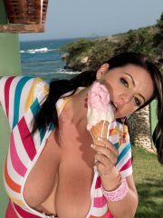 Scoreland.com-Ice Cream Time Featuring Arianna Sinn
